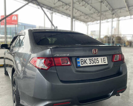 Серый Хонда Аккорд, объемом двигателя 2.2 л и пробегом 300 тыс. км за 8450 $, фото 4 на Automoto.ua