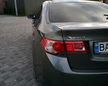 Серый Хонда Аккорд, объемом двигателя 2.4 л и пробегом 187 тыс. км за 11700 $, фото 9 на Automoto.ua