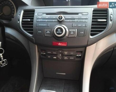 Серый Хонда Аккорд, объемом двигателя 2.2 л и пробегом 230 тыс. км за 9800 $, фото 6 на Automoto.ua