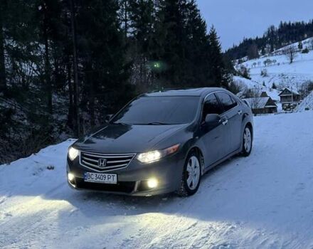 Серый Хонда Аккорд, объемом двигателя 2.2 л и пробегом 290 тыс. км за 8800 $, фото 1 на Automoto.ua
