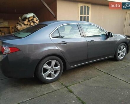 Серый Хонда Аккорд, объемом двигателя 2.2 л и пробегом 230 тыс. км за 9800 $, фото 7 на Automoto.ua
