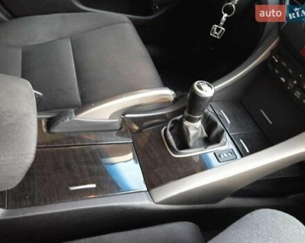 Серый Хонда Аккорд, объемом двигателя 2.2 л и пробегом 230 тыс. км за 9800 $, фото 9 на Automoto.ua