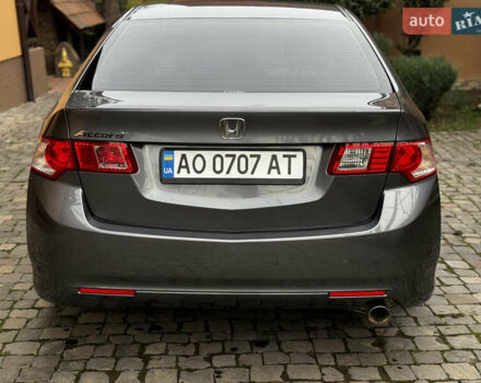 Сірий Хонда Аккорд, об'ємом двигуна 2 л та пробігом 77 тис. км за 10950 $, фото 7 на Automoto.ua