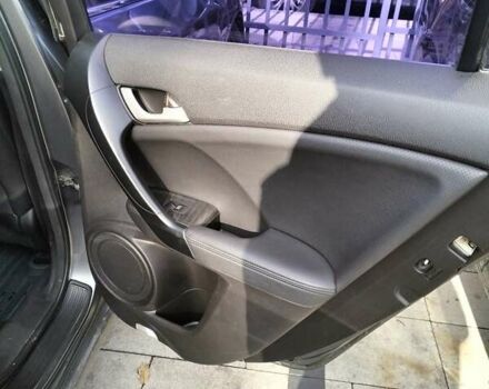 Серый Хонда Аккорд, объемом двигателя 2 л и пробегом 250 тыс. км за 9500 $, фото 14 на Automoto.ua