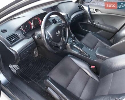 Сірий Хонда Аккорд, об'ємом двигуна 2.35 л та пробігом 133 тис. км за 11900 $, фото 8 на Automoto.ua