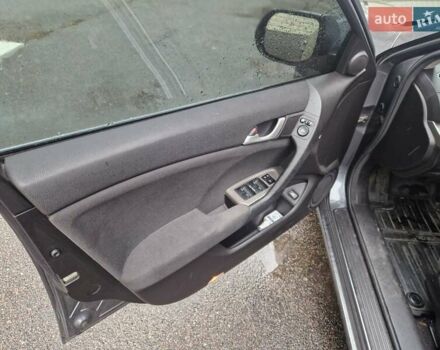 Серый Хонда Аккорд, объемом двигателя 2 л и пробегом 120 тыс. км за 10500 $, фото 7 на Automoto.ua