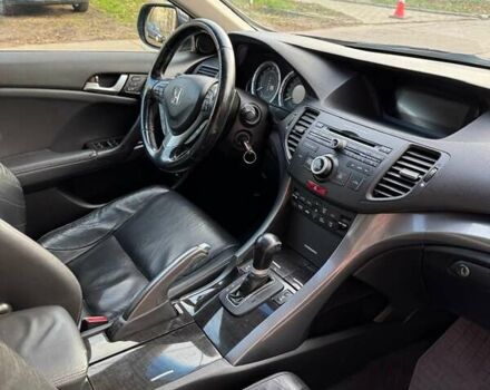Серый Хонда Аккорд, объемом двигателя 2.4 л и пробегом 142 тыс. км за 12000 $, фото 8 на Automoto.ua