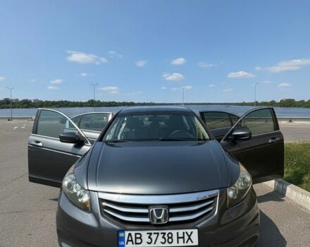 Серый Хонда Аккорд, объемом двигателя 2.4 л и пробегом 250 тыс. км за 8700 $, фото 2 на Automoto.ua
