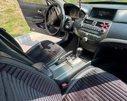 Серый Хонда Аккорд, объемом двигателя 2.4 л и пробегом 237 тыс. км за 9500 $, фото 9 на Automoto.ua