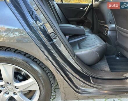 Сірий Хонда Аккорд, об'ємом двигуна 2.35 л та пробігом 165 тис. км за 11900 $, фото 60 на Automoto.ua