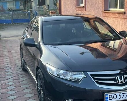 Серый Хонда Аккорд, объемом двигателя 2.35 л и пробегом 210 тыс. км за 11499 $, фото 2 на Automoto.ua