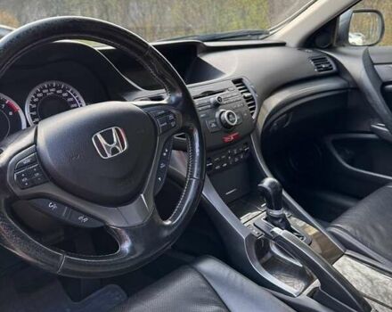 Серый Хонда Аккорд, объемом двигателя 2.4 л и пробегом 142 тыс. км за 12000 $, фото 12 на Automoto.ua