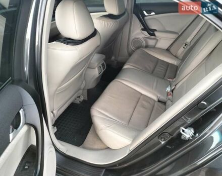 Сірий Хонда Аккорд, об'ємом двигуна 2.35 л та пробігом 251 тис. км за 10000 $, фото 11 на Automoto.ua
