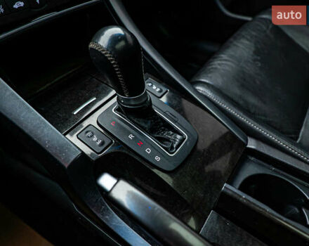 Сірий Хонда Аккорд, об'ємом двигуна 2 л та пробігом 191 тис. км за 10982 $, фото 18 на Automoto.ua