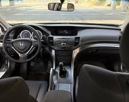 Серый Хонда Аккорд, объемом двигателя 2 л и пробегом 202 тыс. км за 9500 $, фото 24 на Automoto.ua