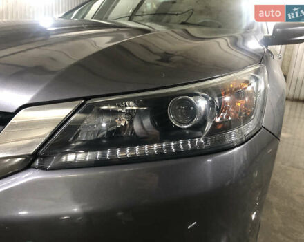 Серый Хонда Аккорд, объемом двигателя 2.35 л и пробегом 140 тыс. км за 11000 $, фото 8 на Automoto.ua