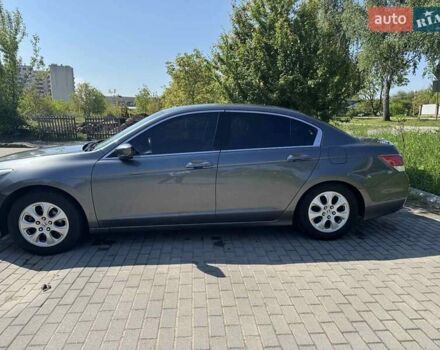 Серый Хонда Аккорд, объемом двигателя 2.35 л и пробегом 140 тыс. км за 10100 $, фото 4 на Automoto.ua