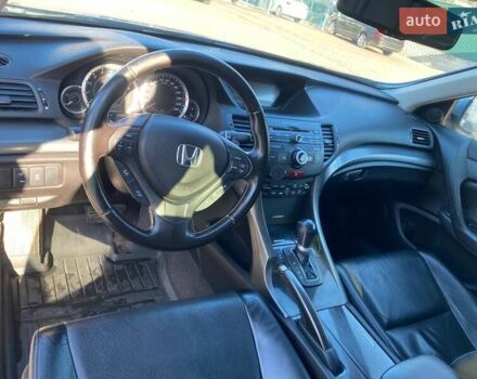 Сірий Хонда Аккорд, об'ємом двигуна 2.35 л та пробігом 213 тис. км за 9900 $, фото 10 на Automoto.ua