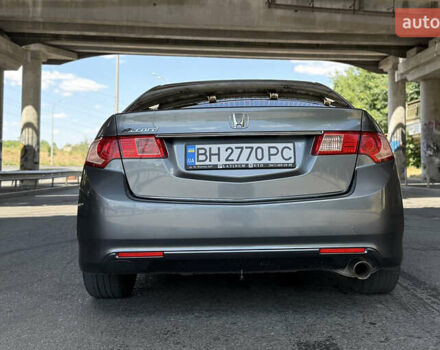 Серый Хонда Аккорд, объемом двигателя 2 л и пробегом 202 тыс. км за 9500 $, фото 4 на Automoto.ua
