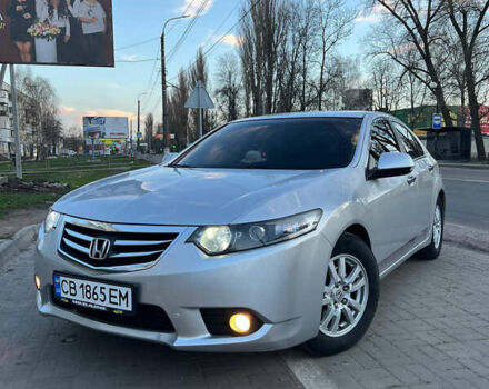 Серый Хонда Аккорд, объемом двигателя 2 л и пробегом 206 тыс. км за 8800 $, фото 1 на Automoto.ua