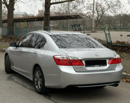 Серый Хонда Аккорд, объемом двигателя 2.4 л и пробегом 224 тыс. км за 9900 $, фото 2 на Automoto.ua