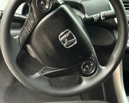 Серый Хонда Аккорд, объемом двигателя 2.4 л и пробегом 224 тыс. км за 9900 $, фото 7 на Automoto.ua