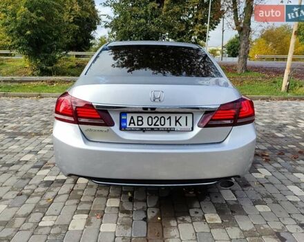 Серый Хонда Аккорд, объемом двигателя 2.4 л и пробегом 234 тыс. км за 9500 $, фото 8 на Automoto.ua