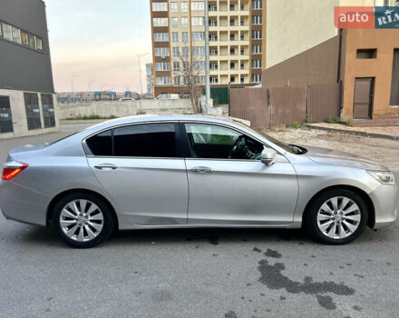 Серый Хонда Аккорд, объемом двигателя 2.4 л и пробегом 293 тыс. км за 11499 $, фото 2 на Automoto.ua