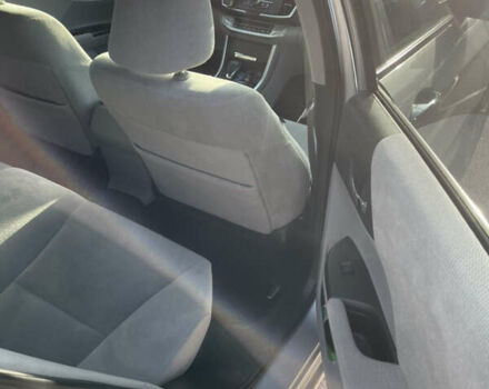 Серый Хонда Аккорд, объемом двигателя 2.4 л и пробегом 227 тыс. км за 13700 $, фото 16 на Automoto.ua