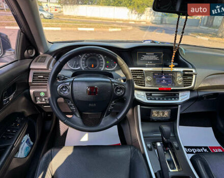 Серый Хонда Аккорд, объемом двигателя 2.4 л и пробегом 267 тыс. км за 13990 $, фото 19 на Automoto.ua