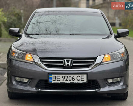 Серый Хонда Аккорд, объемом двигателя 2.4 л и пробегом 160 тыс. км за 11200 $, фото 2 на Automoto.ua