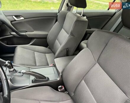 Серый Хонда Аккорд, объемом двигателя 2.2 л и пробегом 239 тыс. км за 11500 $, фото 30 на Automoto.ua