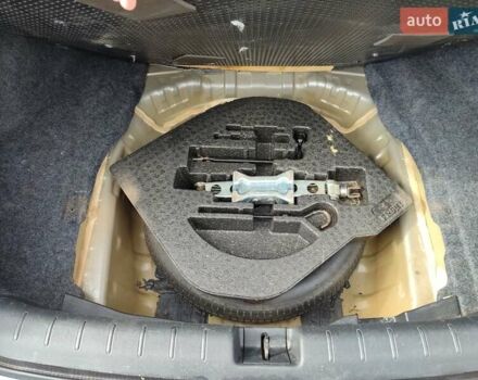 Серый Хонда Аккорд, объемом двигателя 2.4 л и пробегом 234 тыс. км за 9500 $, фото 16 на Automoto.ua