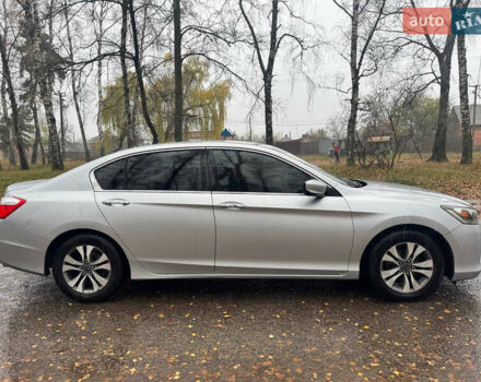 Серый Хонда Аккорд, объемом двигателя 2.35 л и пробегом 173 тыс. км за 10999 $, фото 13 на Automoto.ua