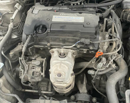 Серый Хонда Аккорд, объемом двигателя 2.4 л и пробегом 290 тыс. км за 11000 $, фото 12 на Automoto.ua
