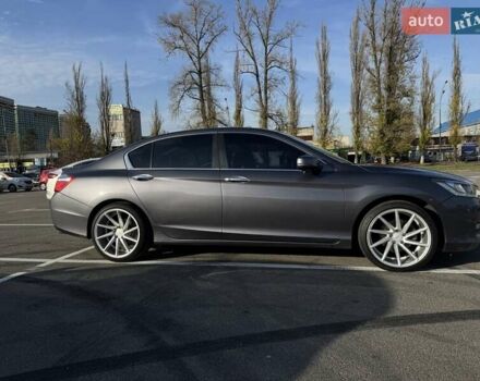 Сірий Хонда Аккорд, об'ємом двигуна 2.4 л та пробігом 205 тис. км за 16500 $, фото 4 на Automoto.ua