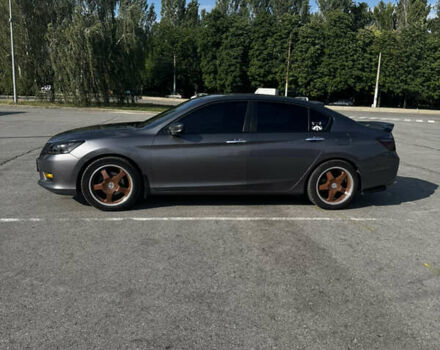 Сірий Хонда Аккорд, об'ємом двигуна 2.36 л та пробігом 224 тис. км за 10500 $, фото 7 на Automoto.ua