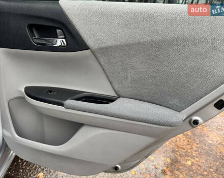 Серый Хонда Аккорд, объемом двигателя 2.35 л и пробегом 173 тыс. км за 10999 $, фото 33 на Automoto.ua