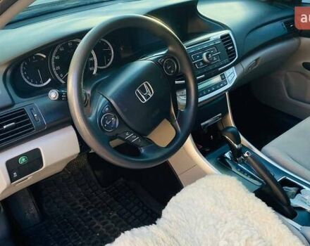 Сірий Хонда Аккорд, об'ємом двигуна 2.4 л та пробігом 190 тис. км за 10600 $, фото 4 на Automoto.ua