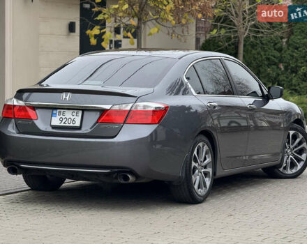 Серый Хонда Аккорд, объемом двигателя 2.4 л и пробегом 160 тыс. км за 11200 $, фото 3 на Automoto.ua