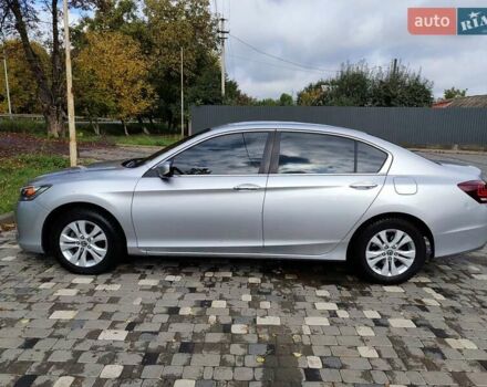 Серый Хонда Аккорд, объемом двигателя 2.4 л и пробегом 234 тыс. км за 9500 $, фото 6 на Automoto.ua