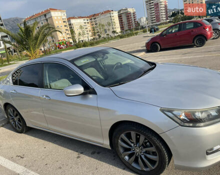 Серый Хонда Аккорд, объемом двигателя 2.4 л и пробегом 227 тыс. км за 13700 $, фото 8 на Automoto.ua