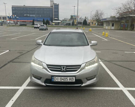 Серый Хонда Аккорд, объемом двигателя 2.4 л и пробегом 290 тыс. км за 11000 $, фото 3 на Automoto.ua