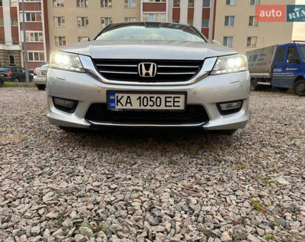 Серый Хонда Аккорд, объемом двигателя 2.4 л и пробегом 290 тыс. км за 11000 $, фото 26 на Automoto.ua