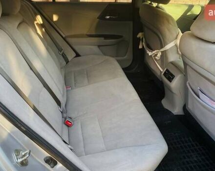 Сірий Хонда Аккорд, об'ємом двигуна 2.4 л та пробігом 190 тис. км за 10600 $, фото 7 на Automoto.ua