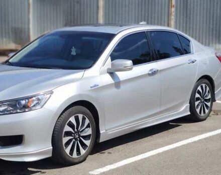 Серый Хонда Аккорд, объемом двигателя 2 л и пробегом 160 тыс. км за 14000 $, фото 1 на Automoto.ua