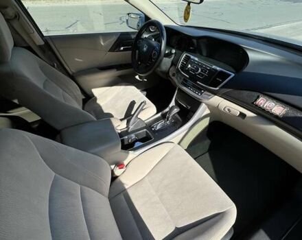 Сірий Хонда Аккорд, об'ємом двигуна 2 л та пробігом 269 тис. км за 13250 $, фото 27 на Automoto.ua