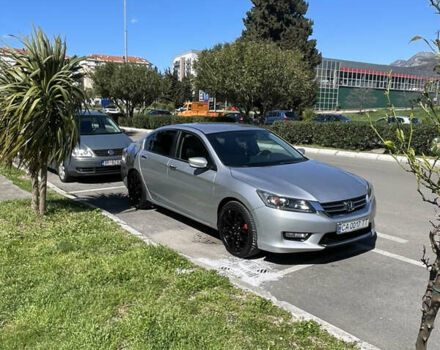 Серый Хонда Аккорд, объемом двигателя 2.4 л и пробегом 227 тыс. км за 13700 $, фото 4 на Automoto.ua