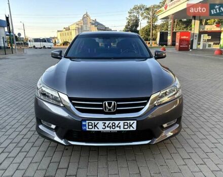 Серый Хонда Аккорд, объемом двигателя 2.4 л и пробегом 206 тыс. км за 10600 $, фото 8 на Automoto.ua