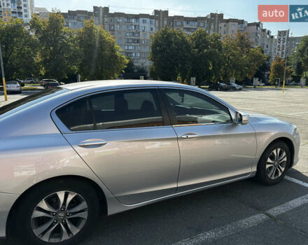 Сірий Хонда Аккорд, об'ємом двигуна 2.36 л та пробігом 203 тис. км за 12800 $, фото 4 на Automoto.ua